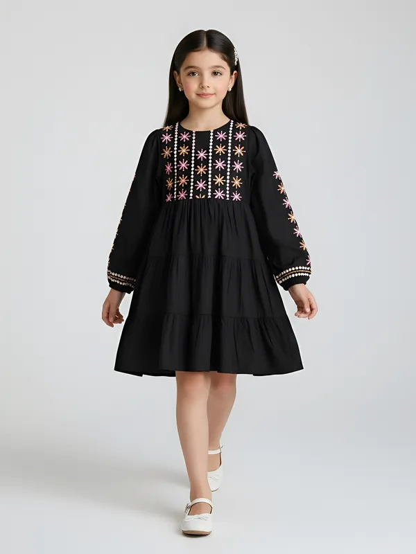 Bella_Moda_Girls_Full_Sleeve_Multi_Thread_Embroidered_Tiered_Midi_Dress