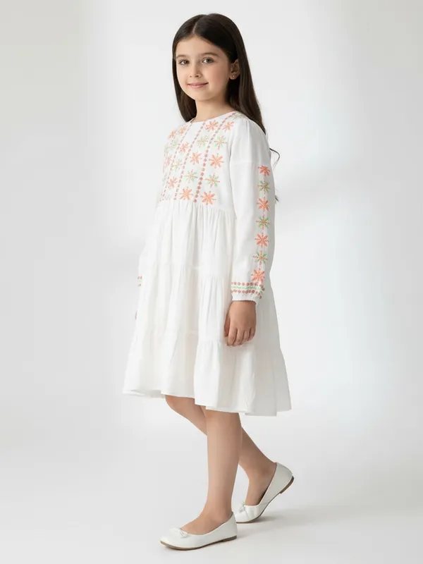 Bella_Moda_Girls_Full_Sleeve_Multi_Thread_Embroidered_Tiered_Midi_Dress