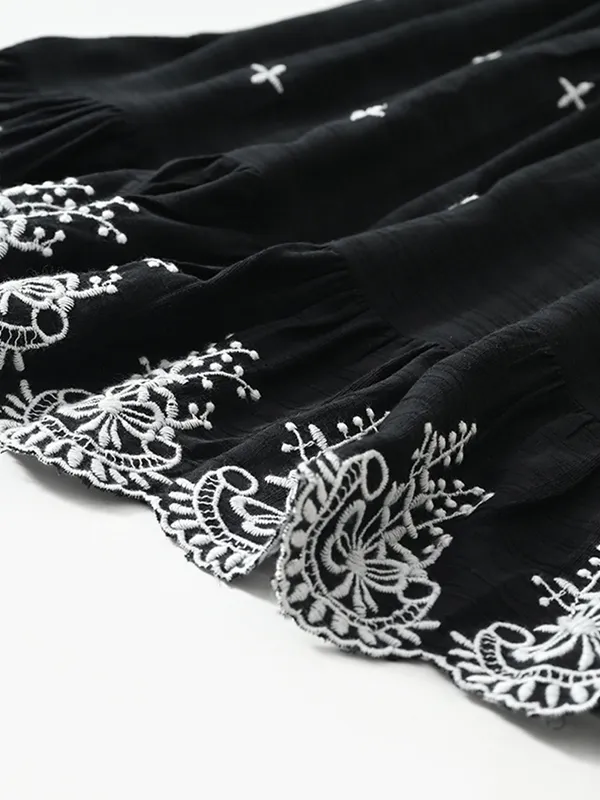 Bella_Moda_Cotton_Woven_Girls_Casual_A_Line_Dress_With_White_Motif_And_Embroidery_Border