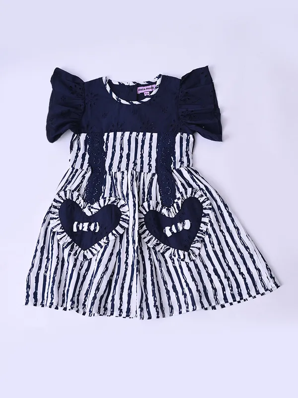 Bella_Moda_Cotton_Woven_Striped_Fit_And_Flare_Dress_With_Heart_Pockets_Style