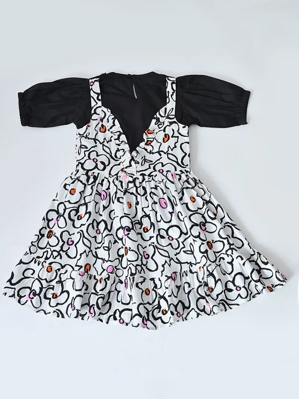Bella_Moda_Cotton_Woven_Puff_Sleeve_Floral_Print_Fit_And_Flare_Dress