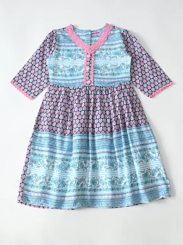 Bella_Moda_Cotton_3/4_Th_Sleeves_Fit_And_Flare_Printed_Dress_Blue