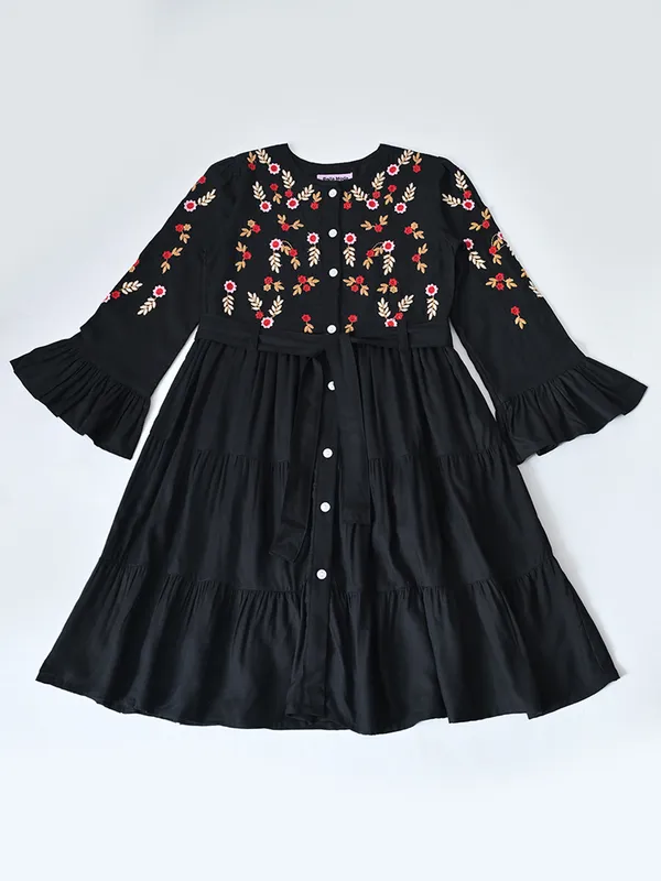 Bella_Moda_Cotton_Woven_Full_Sleeve_Floral_Embroidered_Fit_And_Flare_Dress_Black