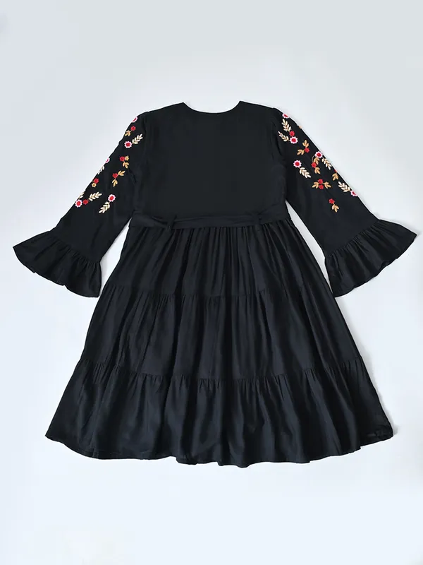 Bella_Moda_Cotton_Woven_Full_Sleeve_Floral_Embroidered_Fit_And_Flare_Dress_Black