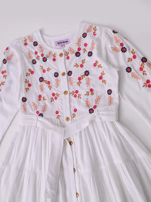 Bella_Moda_Cotton_Woven_Full_Sleeve_Floral_Embroidered_Fit_And_Flare_Dress_White