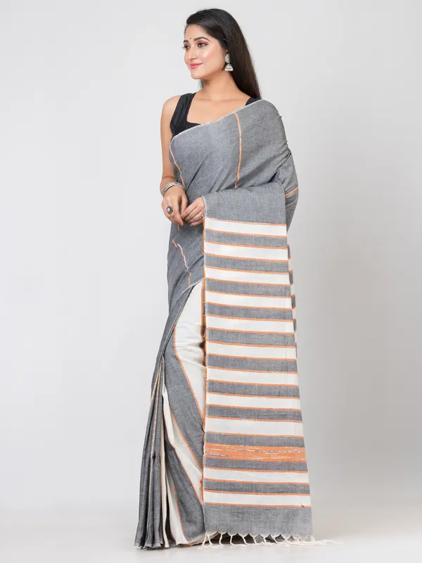 Grey_And_White_Handloom__Saree_For_Women