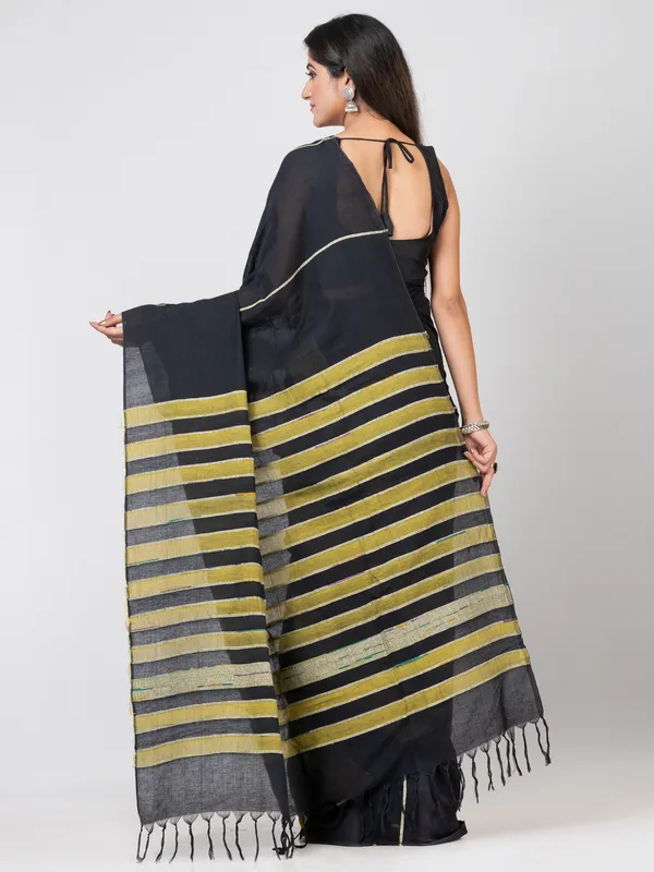 Black_Handloom__Saree_For_Women