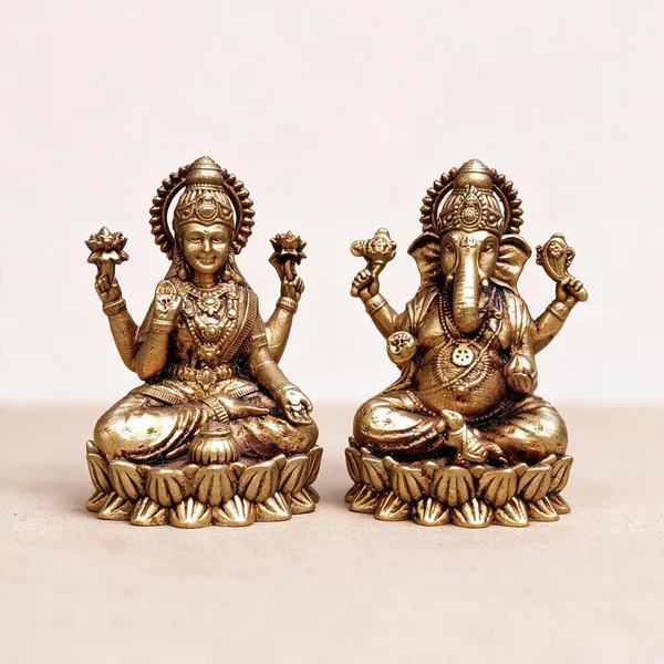 Gold_Tone_Lakshmi_And_Ganesha_Idol_Set