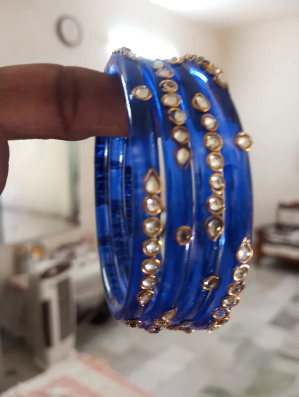 Blue_Embellished_Bangle_Set_for_Women