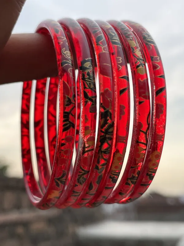 Red_Floral_Pattern_Bangle_Set_for_Women