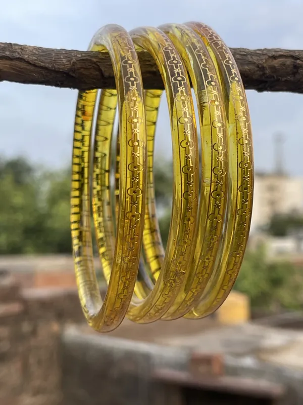 Gold_Tone_Patterned_Bangles_for_Women