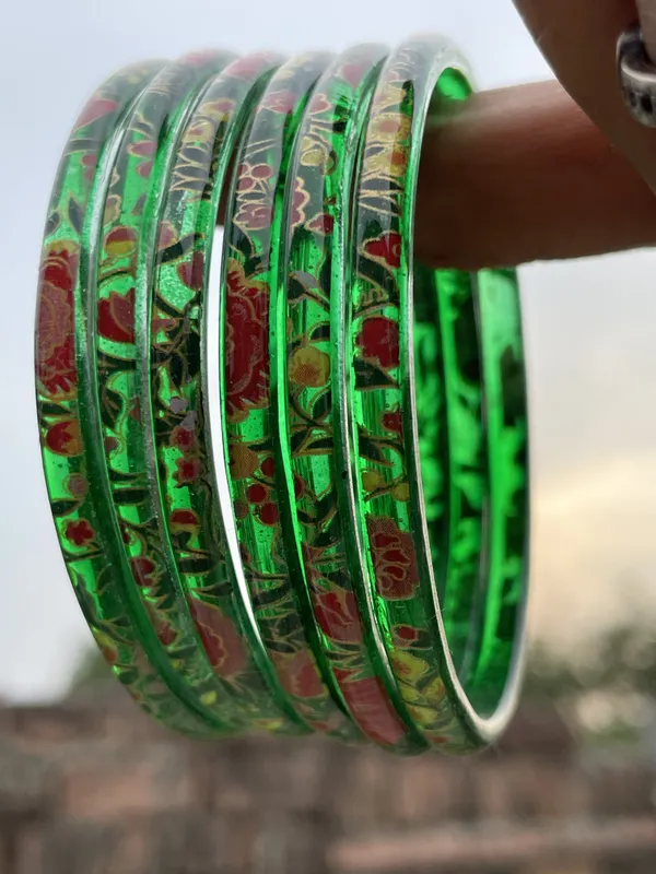 Green_Floral_Pattern_Bangle_Set_for_Women