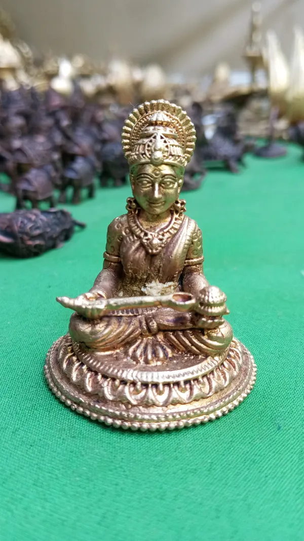 Metallic_Finish_Annapoorna_Idol
