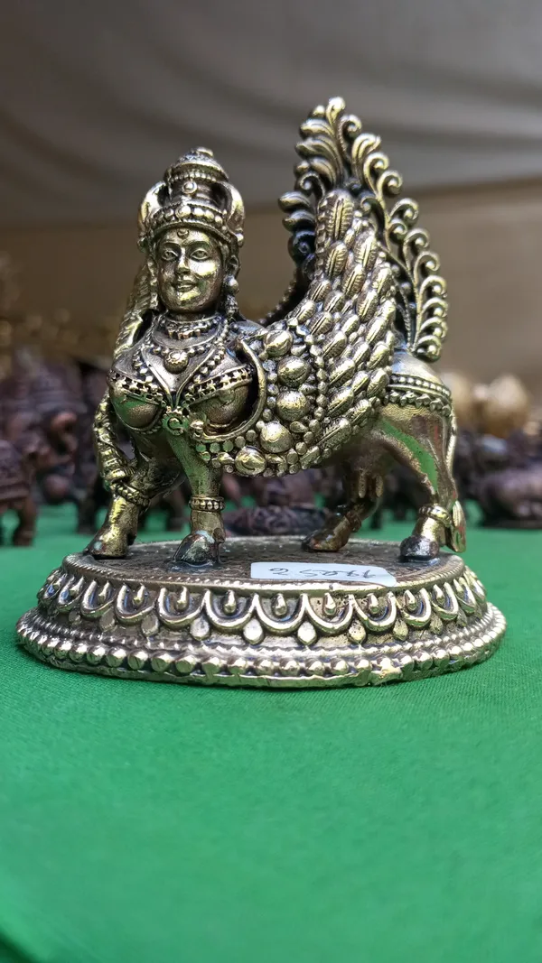 Metal_Traditional_Kaamdhenu_cow_Idol