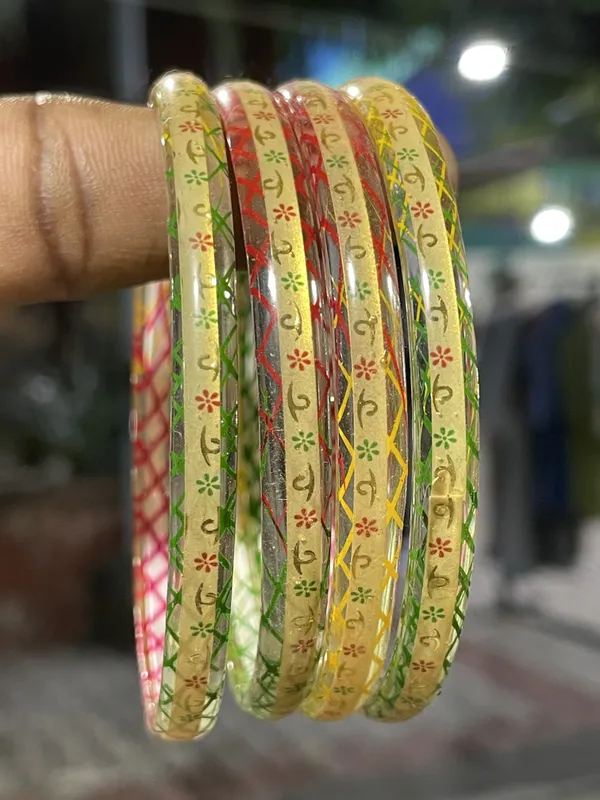 Gold_Tone_Floral_Printed_Bangles_for_Women