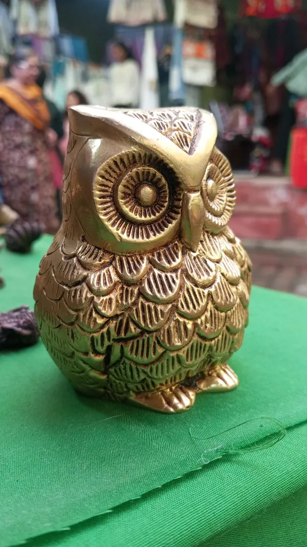 Gold_Tone_Textured_Owl_Figurine