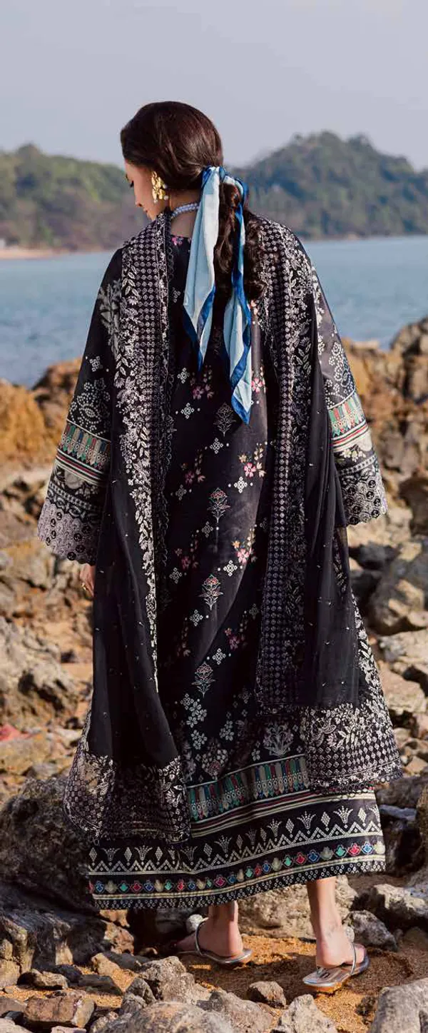 Black_Silk_Suit_Set_For_Women
