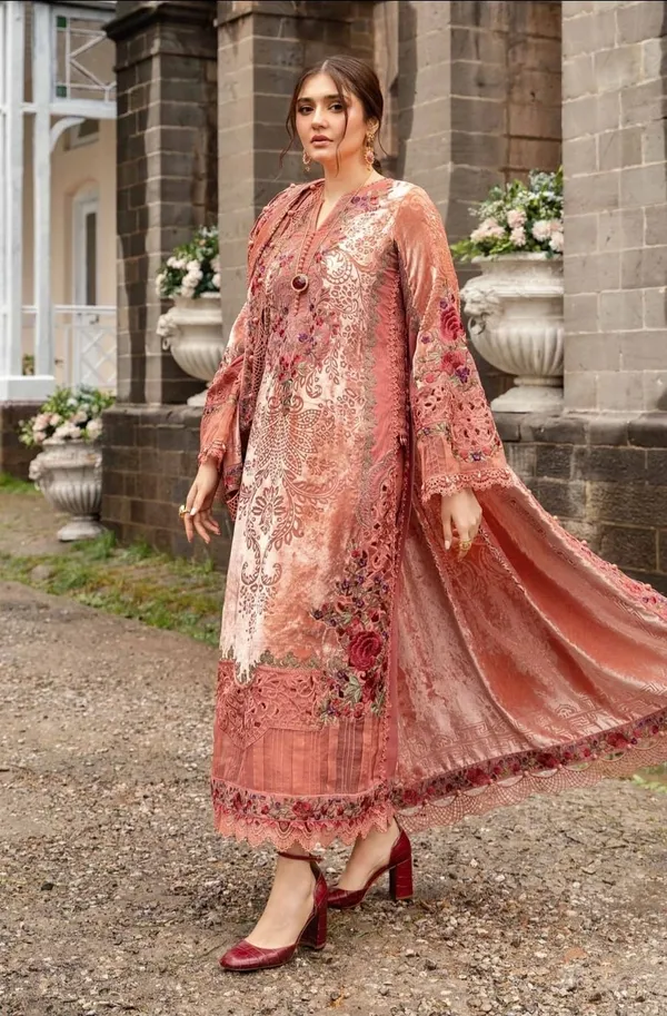 Maria_B_Winter_Luxe_24_D-6