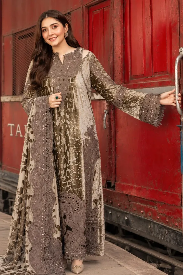 Maria_B_Winter_Luxe_D-1