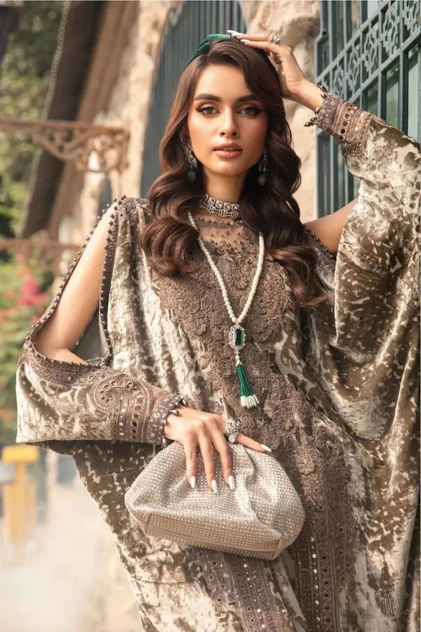 Maria_B_Winter_Luxe_D-1