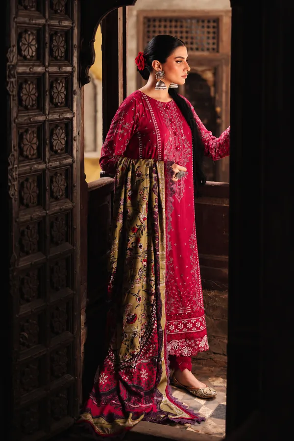Nureh_Maya_Linen–_Magenta_&_Olive_Embroidered_Linen_Jacquard_Shirt_with_Printed_Woolen_Shawl