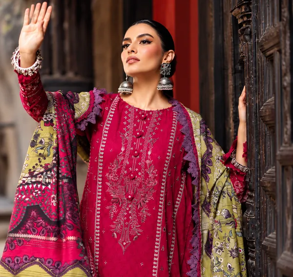 Nureh_Maya_Linen–_Magenta_&_Olive_Embroidered_Linen_Jacquard_Shirt_with_Printed_Woolen_Shawl