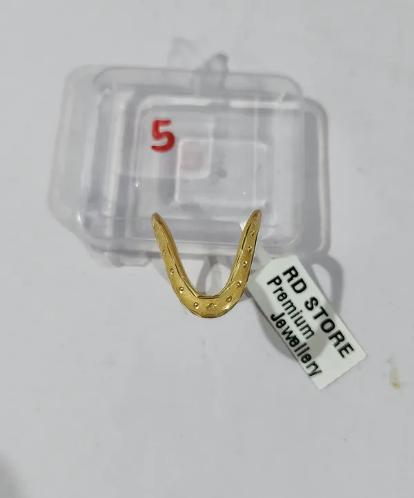 Gold-Toned_Adjustable_Toe_Ring_for_Women