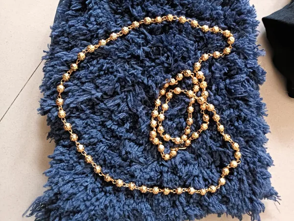 Gold-Tone_Metal_Beaded_Necklace_for_Women