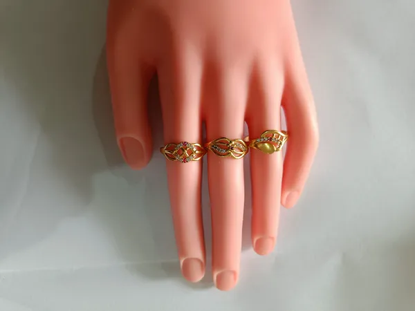 Gold-Tone_Statement_Ring_Set_for_Women