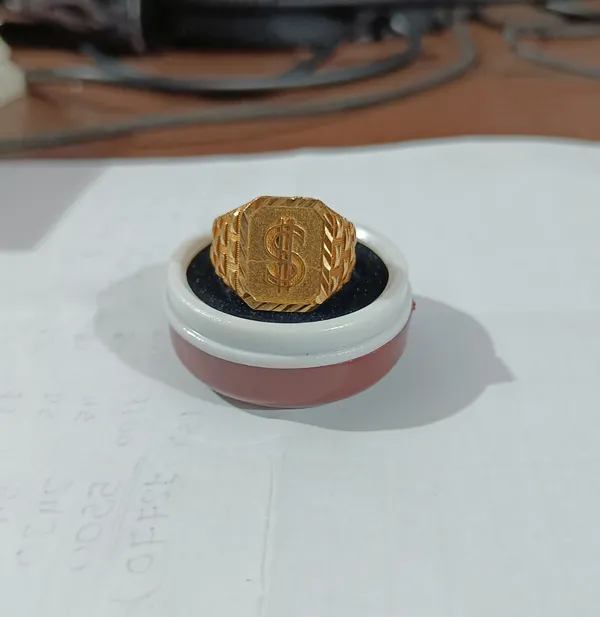 Gold_Tone_Dollar_Sign_Signet_Ring_for_Men