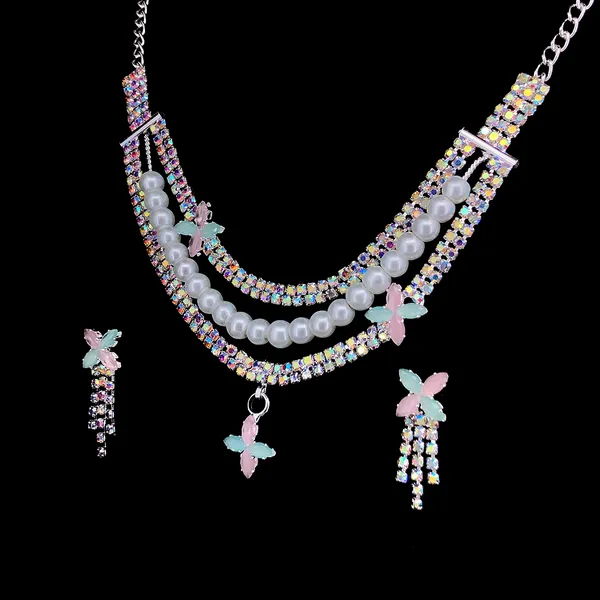 Multicolour_Rhinestone_Pearl_Butterfly_Necklace_Set_for_Women