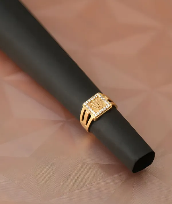 Gold_Tone_Square_Embellished_Ring_for_Unisex