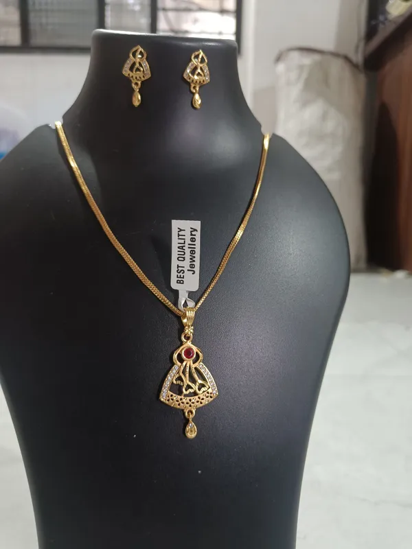 Gold_Tone_Pendant_Necklace_And_Earrings_Set_for_Women