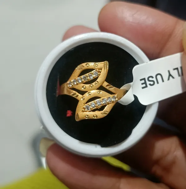 Gold_Plated_Leaf_Design_Ring_for_Women