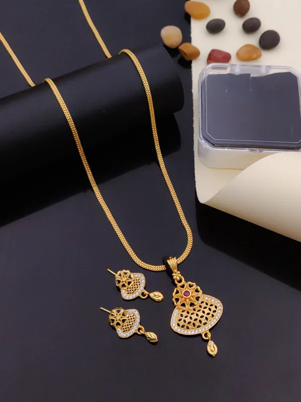 Gold_Tone_Pendant_Necklace_Set_for_Women