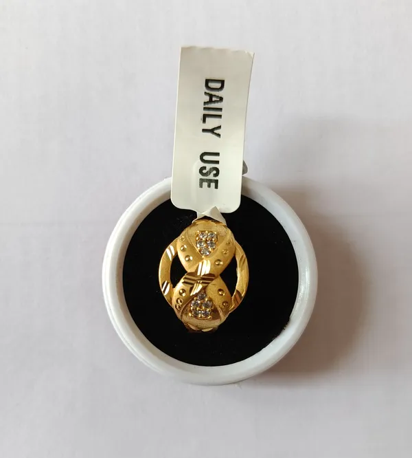 Gold_Plated_Embellished_Ring_for_Women