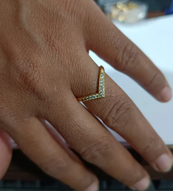Gold_Tone_V_Shape_Stone_Studded_Ring_for_Women
