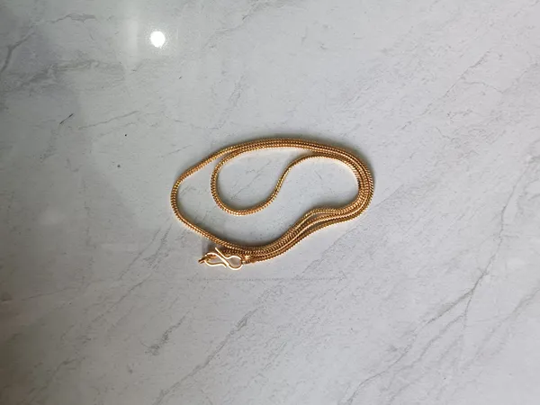 Gold_Tone_Chain_Necklace_for_Women