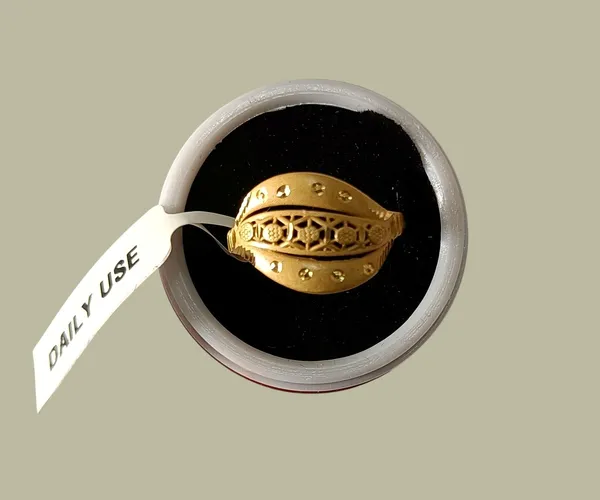 Gold-Tone_Ornate_Ring_for_Women