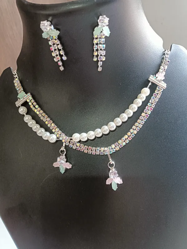 Multicolor_Crystal_Necklace_Set_for_Women