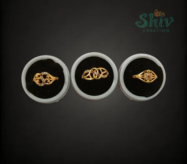 Gold-Tone_Stone_Detail_Ring_Set_for_Women