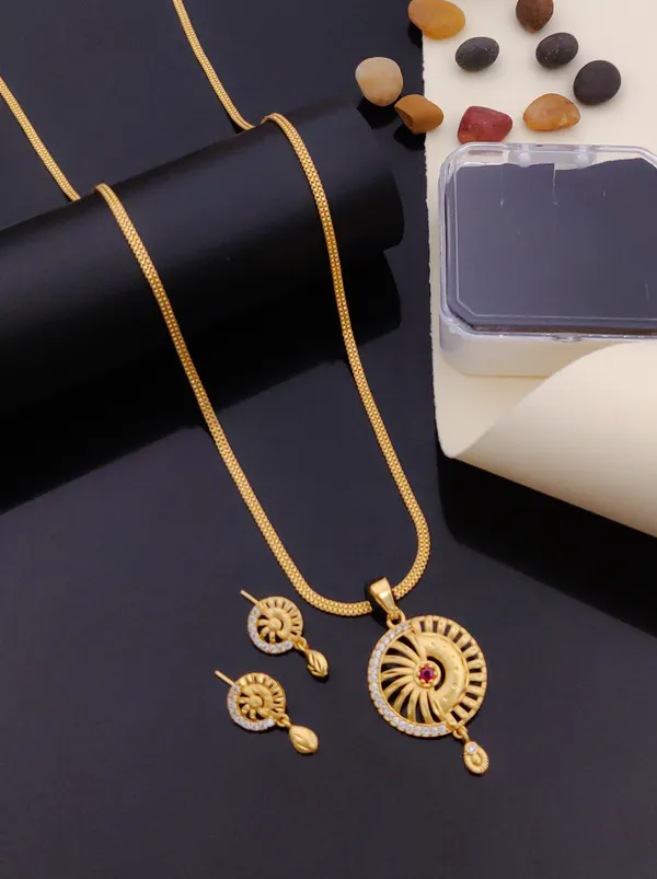 Gold-Tone_Circular_Pendant_Necklace_And_Earrings_Set_for_Women