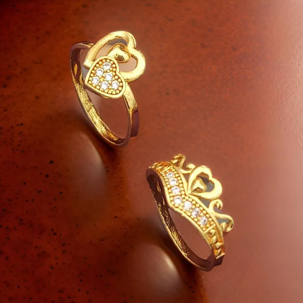 Gold_Tone_Heart_Charm_Bangle_for_Women