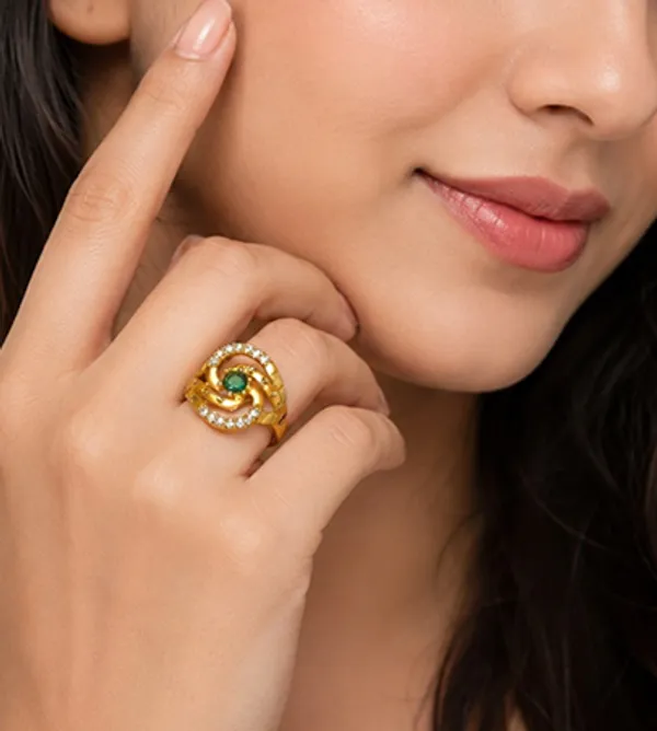 Gold_Tone_Swirl_Design_Ring_for_Women