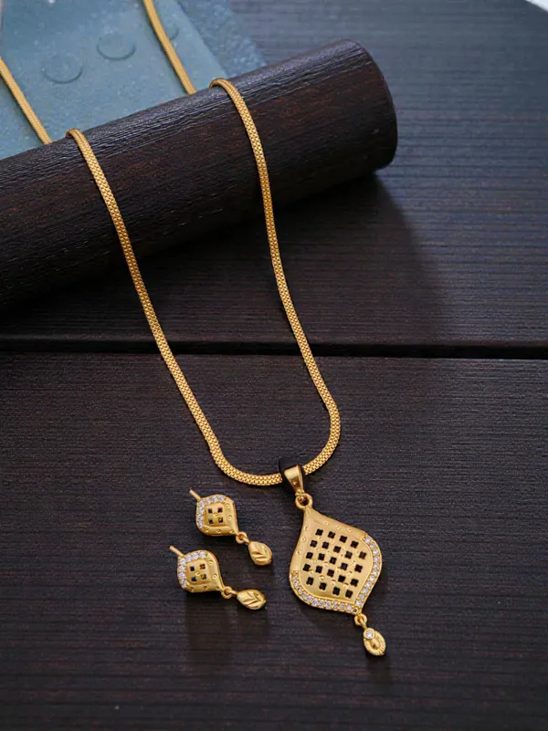 Gold_Tone_Pendant_Necklace_And_Earrings_Set_for_Women