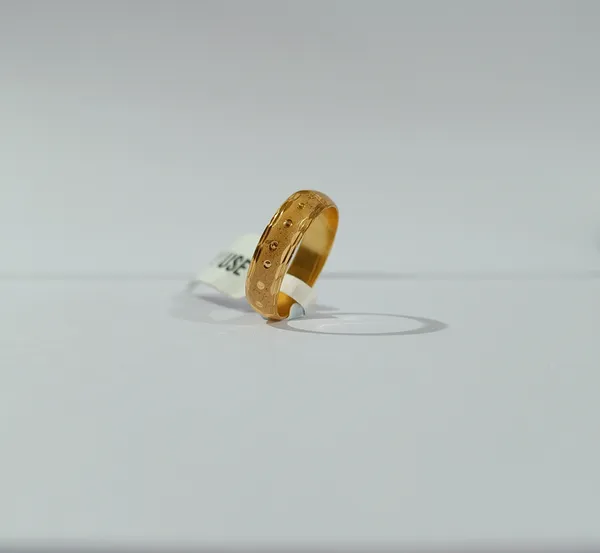 Gold_Tone_Patterned_Ring_for_Women