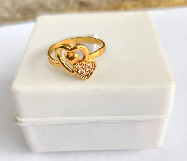 Gold_Tone_Heart_Charm_Bangle_for_Women