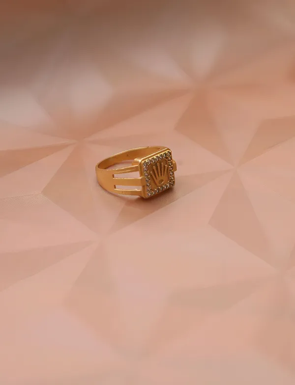 Gold_Tone_Square_Embellished_Ring_for_Unisex