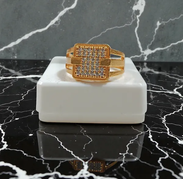 Gold_Tone_Crystal_Detail_Statement_Ring_for_Men