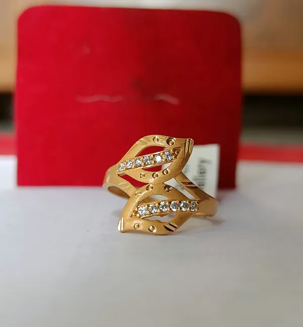 Gold_Plated_Leaf_Design_Ring_for_Women